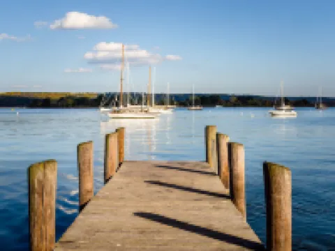 James Pharmacy Bed and Breakfast Hotels in Old Saybrook