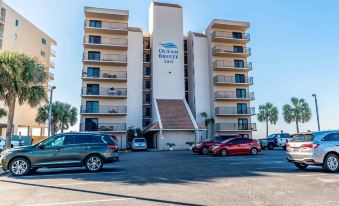 Ocean Breeze East 602