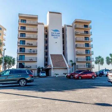 Ocean Breeze East 602