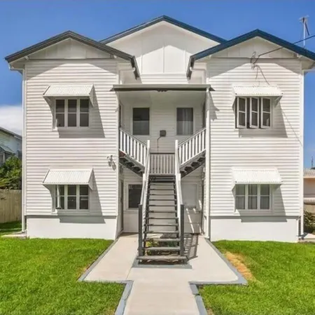 Townsville Suites Отели рядом с достопримечательностью «The Strand Beach»