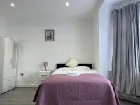 Remarkable 2-Bed Apartment in Ilford London Hotels in Redbridge