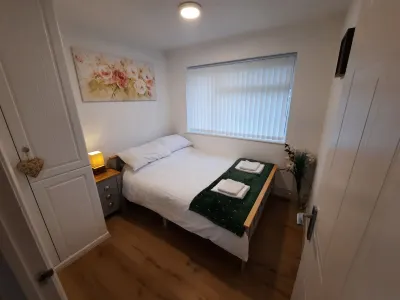 2 Bed Chalet St Margaret's at Cliffe South Coast Hôtels à : Deal