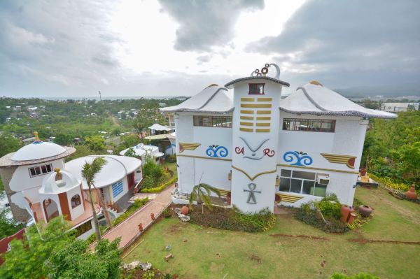 Jade's Casa de Arte Hotels in Boracay