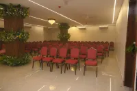 Zip By Spree Hotels Neelam Nakshatra Hotels in Niravade