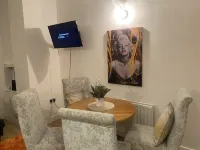 2-Bed Apartment in Belfast Near City Centre Hotels in Newtownabbey