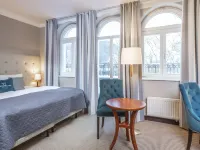 Maxymilian Unique Hotel - Adults Only Hotels near Town Hall