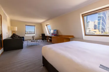 Sydney Harbour Hotel Отели рядом с достопримечательностью «Харбор-Бридж»