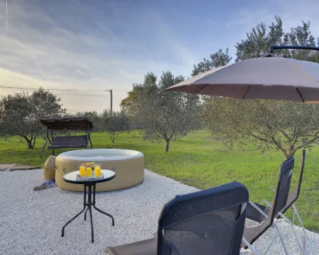 Comfortable House with Large Garden and Terrace, Near the Beach Hotels in Galizana