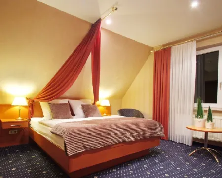 Zur Linde Hotels in Emsland