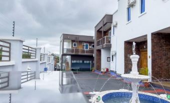 Meraki Apartments - Housity