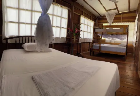 Chomi House Tambopata Отели в г. Тамбопата