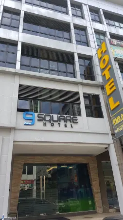 9 Square Hotel - Subang