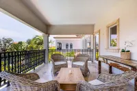 Upscale Ocean View Villa with Pool Outdoor Kitchen