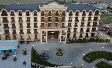 Sun City Hotel & Spa Naftalan Отели в г. Нафталан