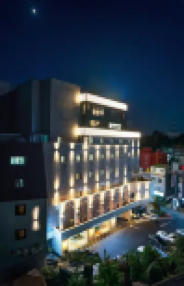Hotel Artheim Hotels near Nokdong Station