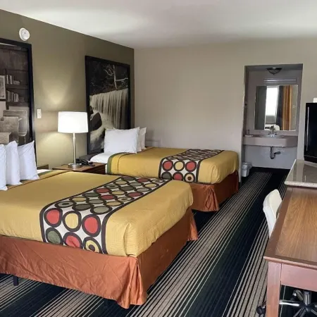 Red Lion Inn & Suites Junction City