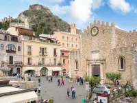Al Duomo Rooms & Flats Hotels near Taormina Cathedral