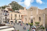 Al Duomo Rooms & Flats