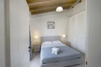 Valashouse Hotels in Chalandri