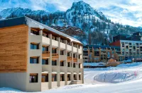 Sowell Residences New Chastillon Hotels in Isola