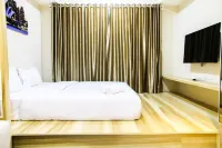 Modern Style the Oasis Studio Apartment with Comfortable Sofa