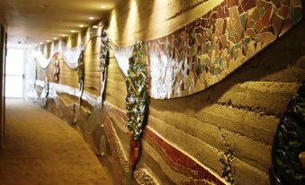 Bougainville Bay Hotel