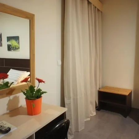 Hotel MR