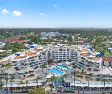 Oaks Hervey Bay Resort and Spa Hotels near Urangan