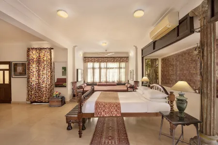 Neemrana Fort-Palace Отели в г. Неемрана