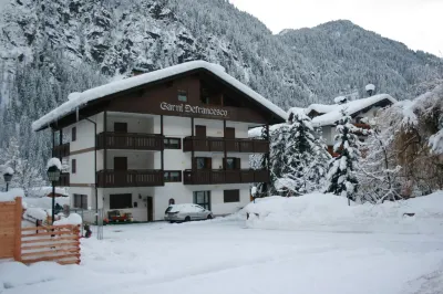 Garnì Defrancesco Hotels in Campitello di Fassa