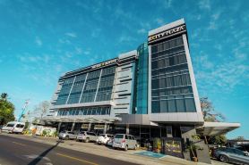 Hotel City Plaza & Suites