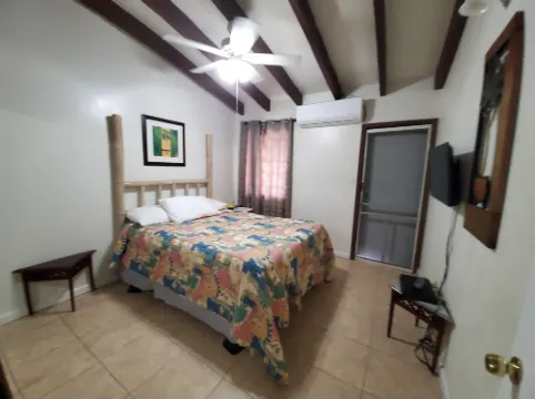 Sunset Gardens Guesthouse