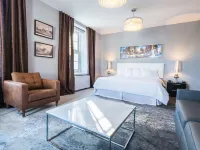 Hotel Manoir Morgan Отели рядом с достопримечательностью «Пляс Ройяль»