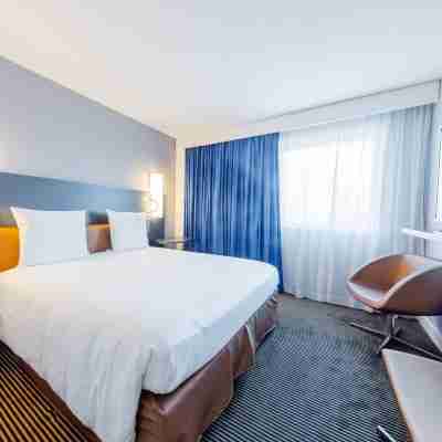 Hôtel Mercure Paris Massy Gare TGV Rooms