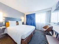 Hôtel Mercure Paris Massy Gare TGV Các khách sạn ở Champlan