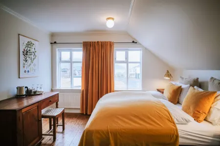 Bankinn - Hotel by Aldan Отели в г. Эджилсстадир