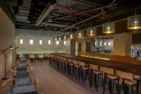 DoubleTree by Hilton Doha - Al Sadd - 5 Sao
