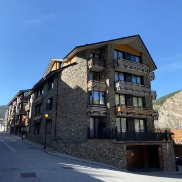 Apartamentos Canillo Ribagrossa 3000