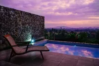 Borobudurhills - Pools