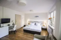 The Sun by Lubicz Hotels in Устка