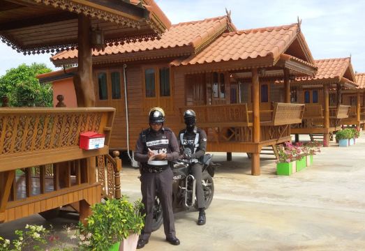 뱅크 리조트 외관