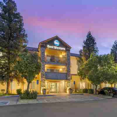 Best Western Visalia Hotel Hotel Exterior