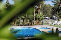 Highway 1 Holiday & Lifestyle Park Hotels in Bolivar
