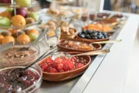 Summer Dream Hotels near mariannas workshop