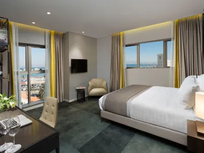 Golden Crown Haifa Hotels near Madatech