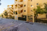 Calahonda Royale Seaview Suite - Happy Rentals