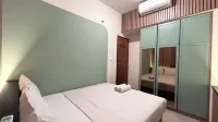 Warm and Homey 2Br at Vida View Makassar Apartment - Condos