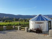 River Rock Estate Hotels in Cromwell