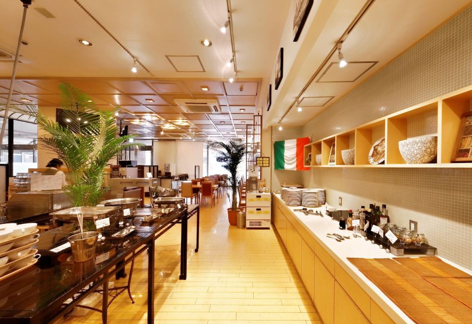 웰코 나리타 호텔의 로비 혹은 공용 공간