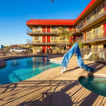 Travelers Inn - Phoenix